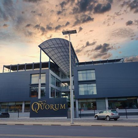 The Quorum 卢萨卡 外观 照片